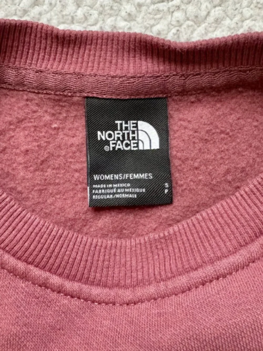 The North Face Women's Small "Never Stop Exploring" Pullover Sweatshirt - Mauve - Picture 4 of 5